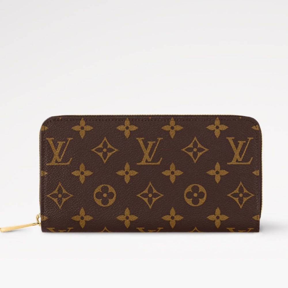 Louis Vuitton Zippy wallet in Monogram and pink interior